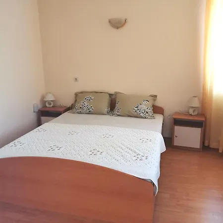 къща кристина בית הארחה צ'רנומורץ